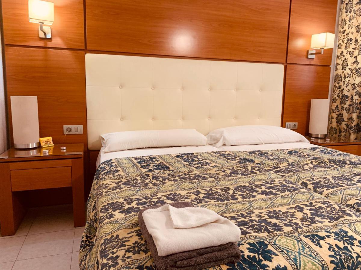 Pondemar Apartaments Vistas Playa Fanabe Luaran gambar